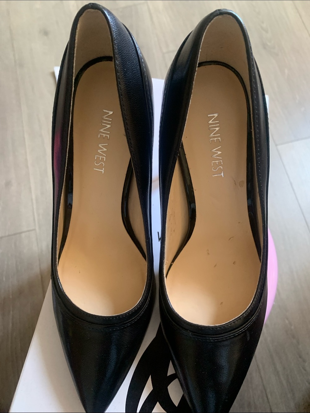 Nine West Black Pointed-Toe Leather Pumps